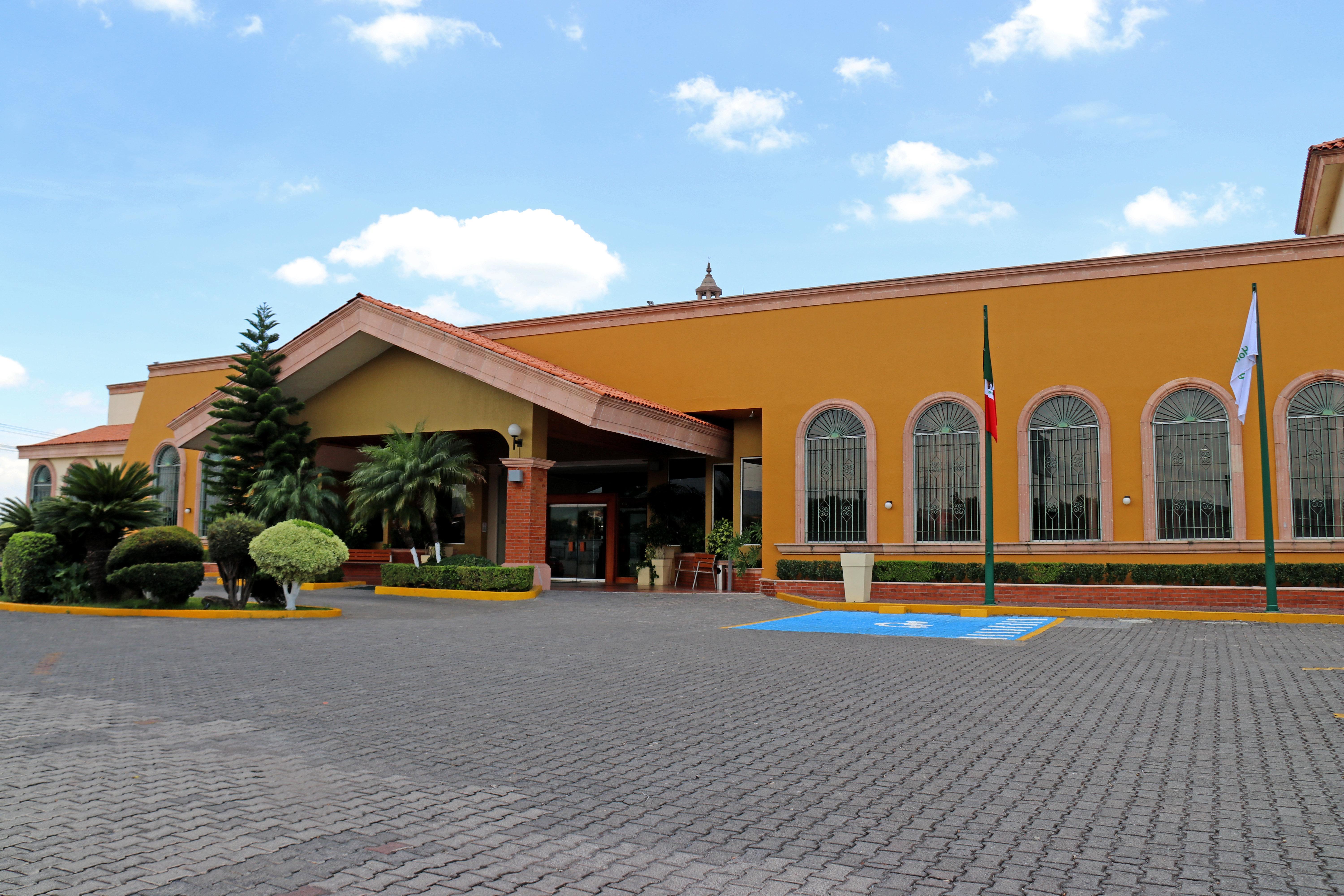 Holiday Inn La Piedad By Ihg Eksteriør billede