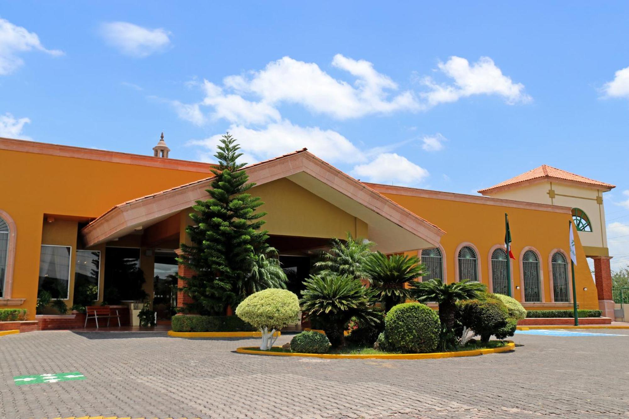 Holiday Inn La Piedad By Ihg Eksteriør billede