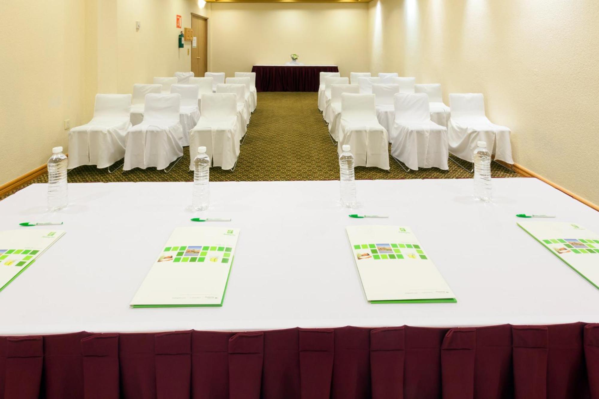 Holiday Inn La Piedad By Ihg Eksteriør billede