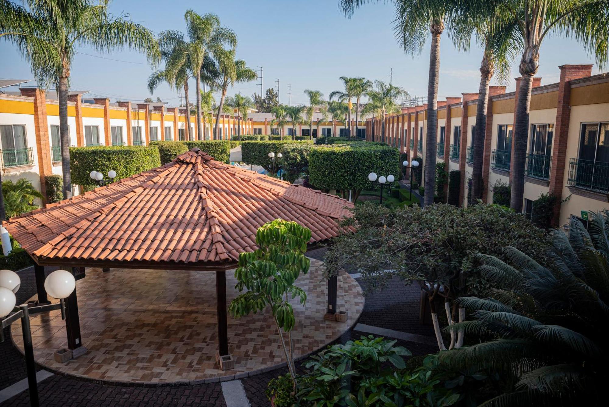 Holiday Inn La Piedad By Ihg Eksteriør billede